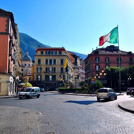 Denza Apartments Castellammare di Stabia Eksteriør billede